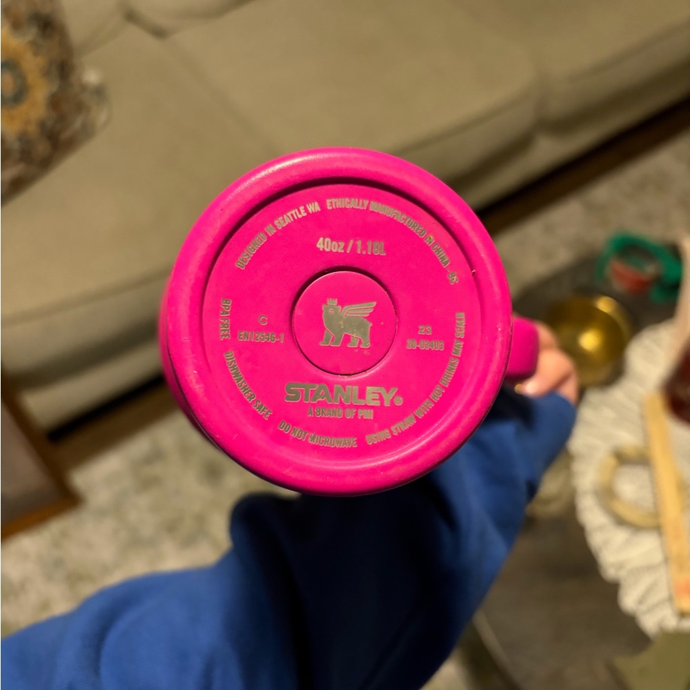 Stanley Vibrant Pink Mug with Handle - Picture 4 of 4